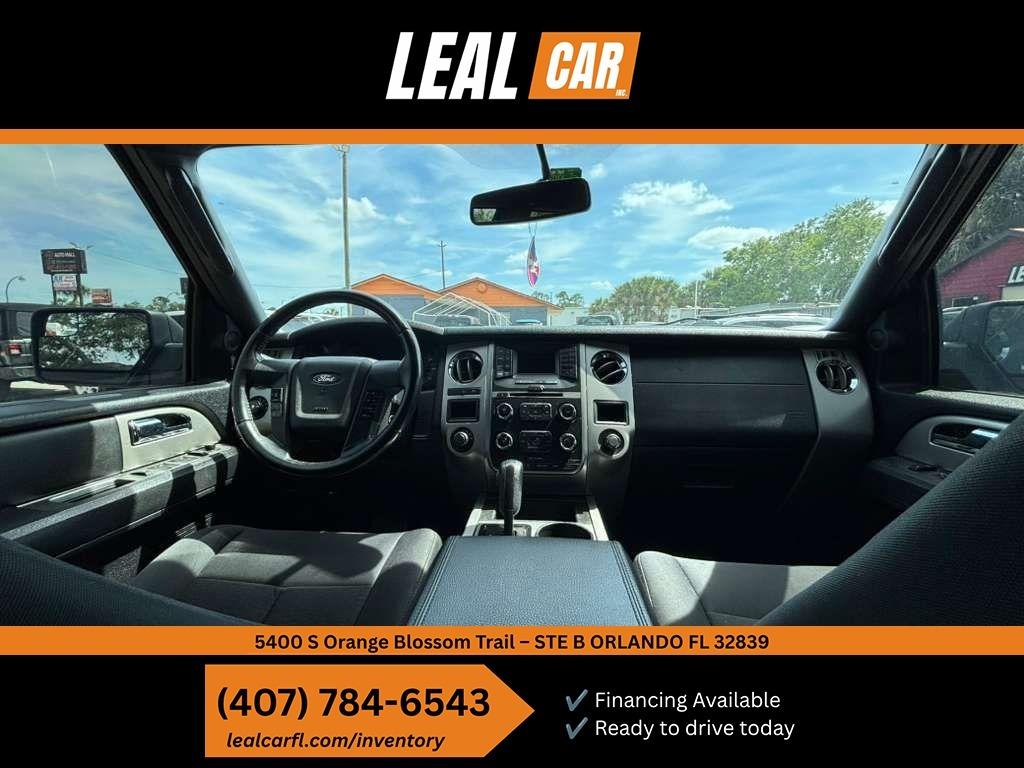 2017 Ford Expedition XLT - Photo 12